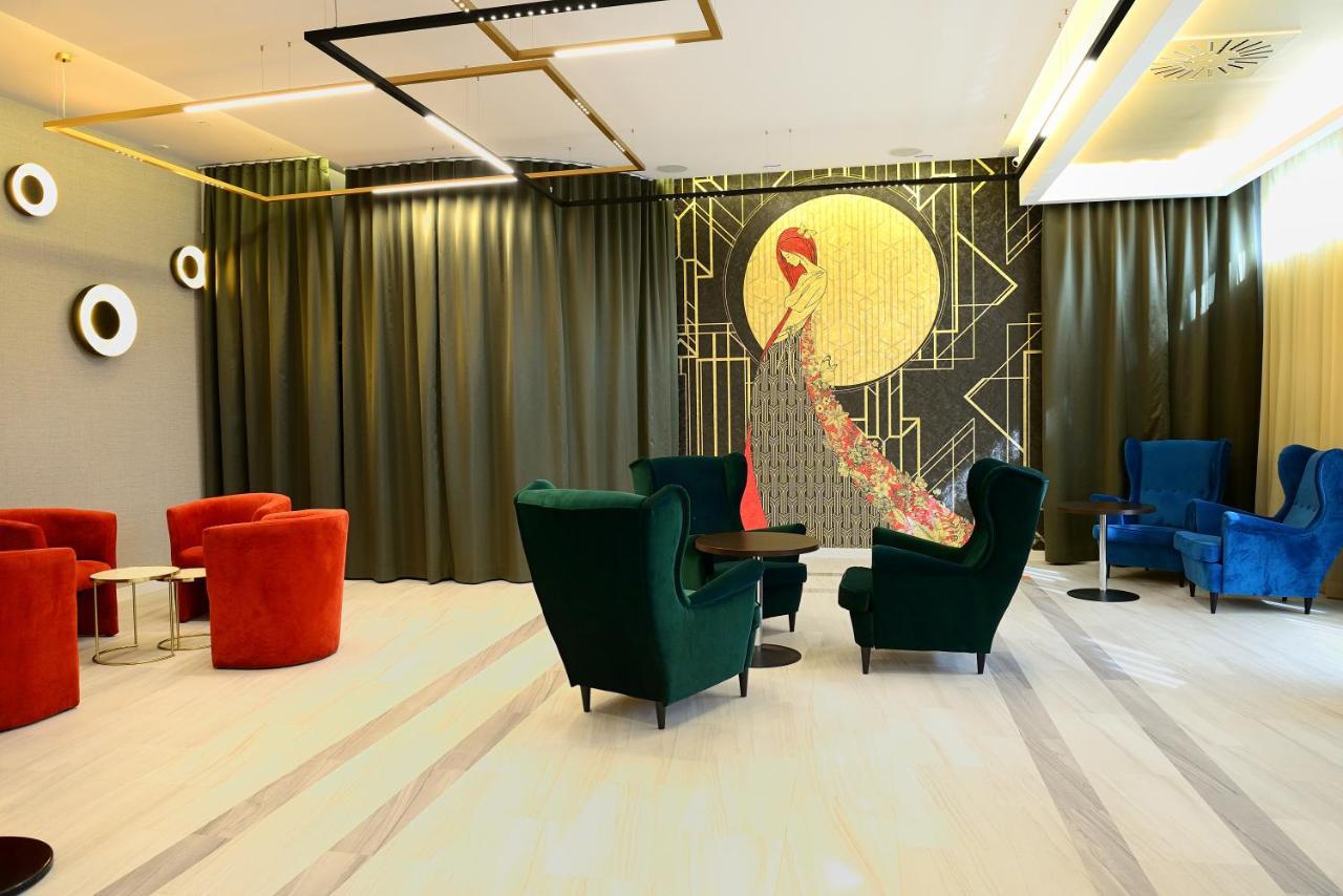 Quest Hotel - Dawniej Hotel Planeta Бжеско Екстер'єр фото