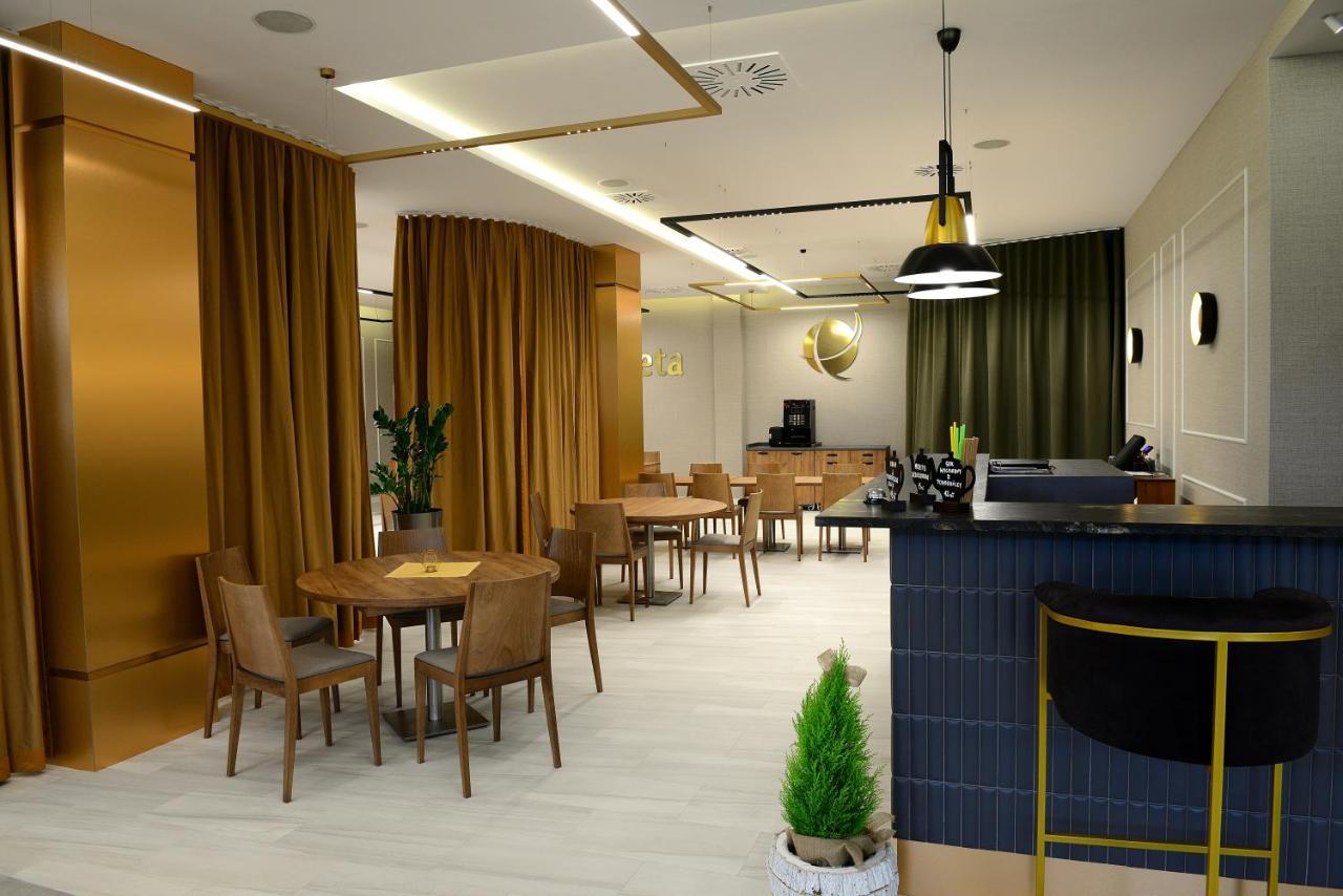 Quest Hotel - Dawniej Hotel Planeta Бжеско Екстер'єр фото