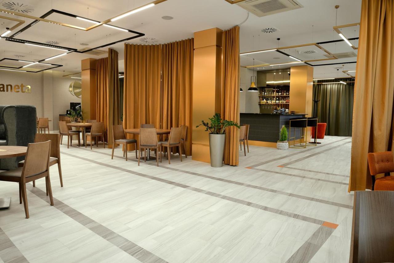 Quest Hotel - Dawniej Hotel Planeta Бжеско Екстер'єр фото